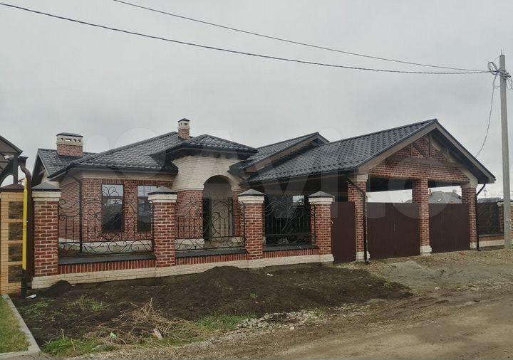 Дом 140 м² на участке 8 сот.