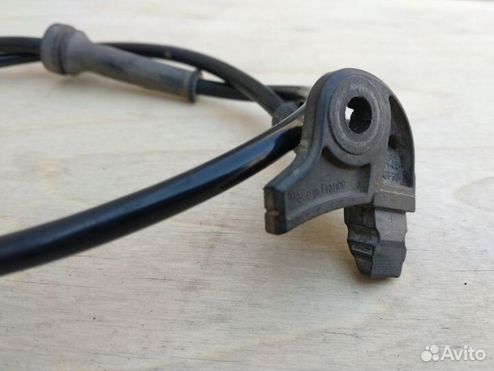 Датчик абс передний Ситроен С4