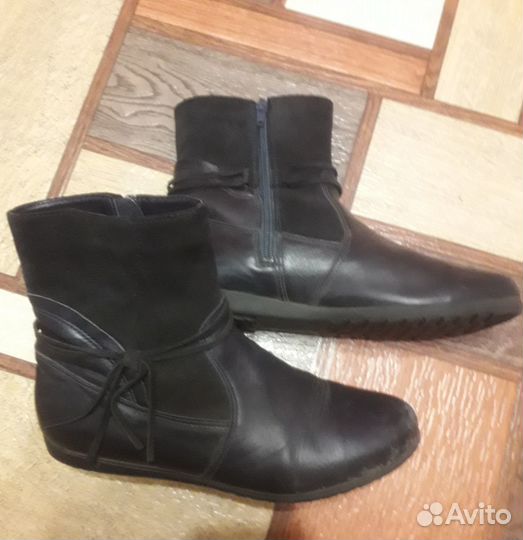 Продаю ботинки весна-осень б/у 38р