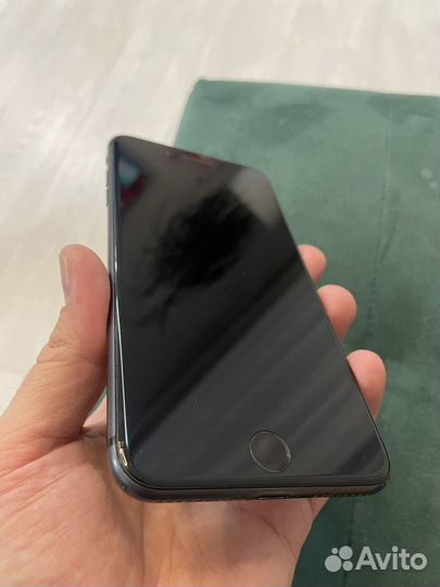 iPhone 8 Plus, 64 ГБ