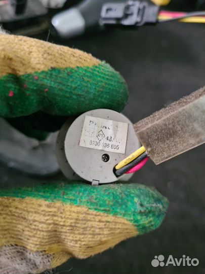 Микрофон Renault Fluence седан M4R 2011