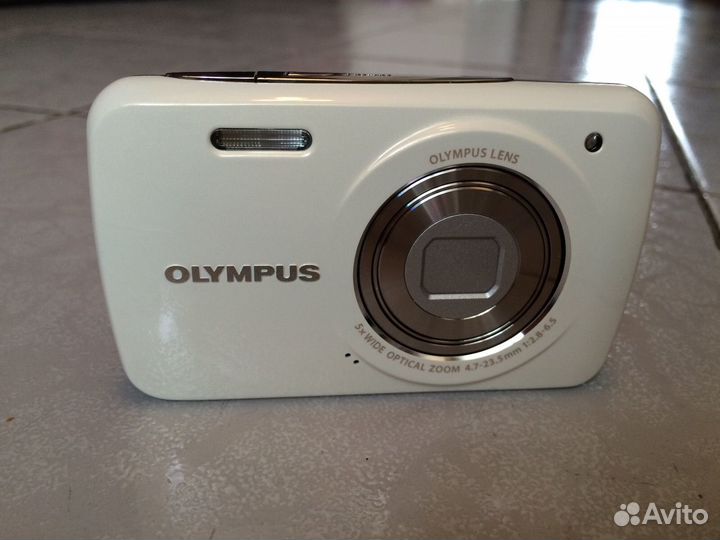 Компактный фотоаппарат canon