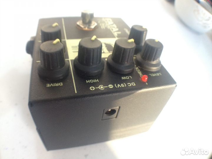 Гитарная педаль distortion AMT Fatal tube Гитарная