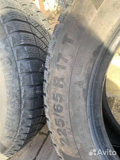 Continental ContiVikingContact 7 10.5/10 R17
