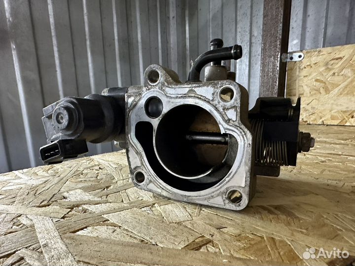 Дроссельная заслонка accent