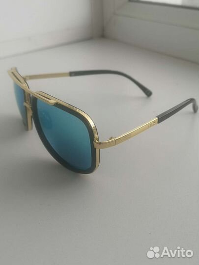 Солнцезащитные очки