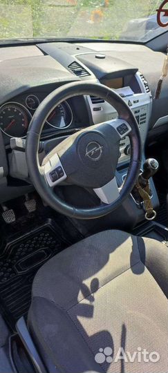Opel Zafira, 2012