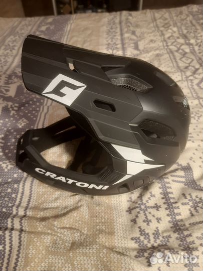 Шлем велосипедный фулфейс