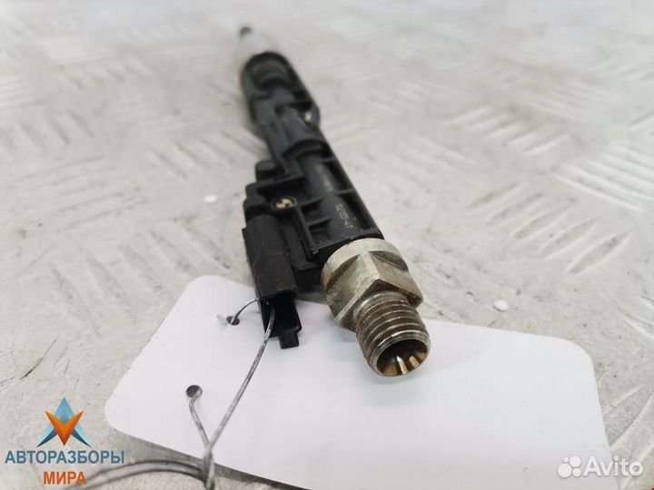 Форсунка BMW 7 F01/F02 2009 0261500136