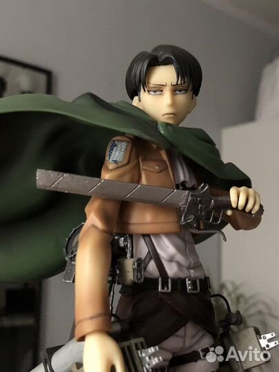 Фигурка атака титанов леви аккерман