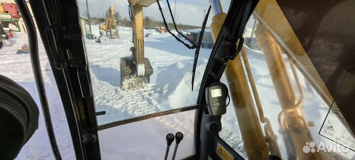 Гусеничный экскаватор JCB JS 200S, 2004