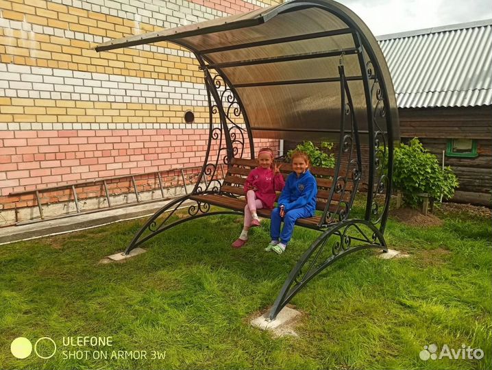 Садовые качели металлические