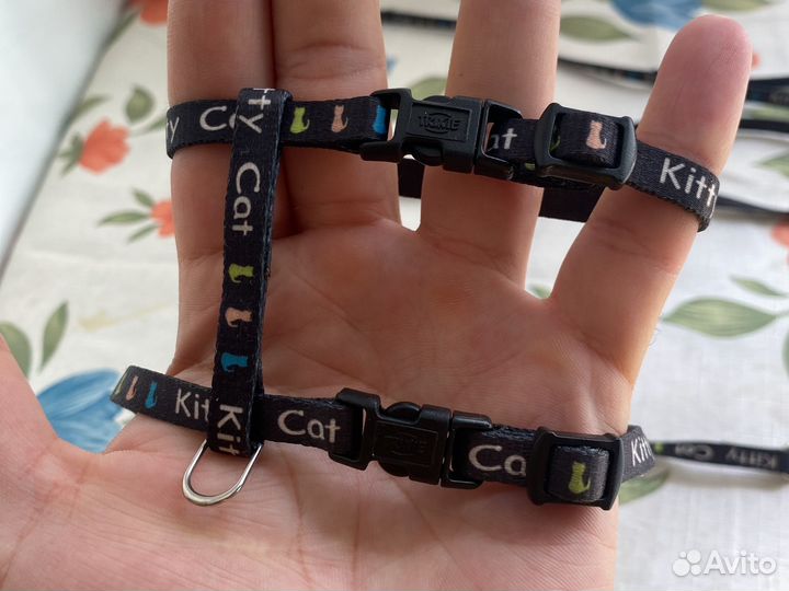 Шлейка и поводок для кошки или собаки
