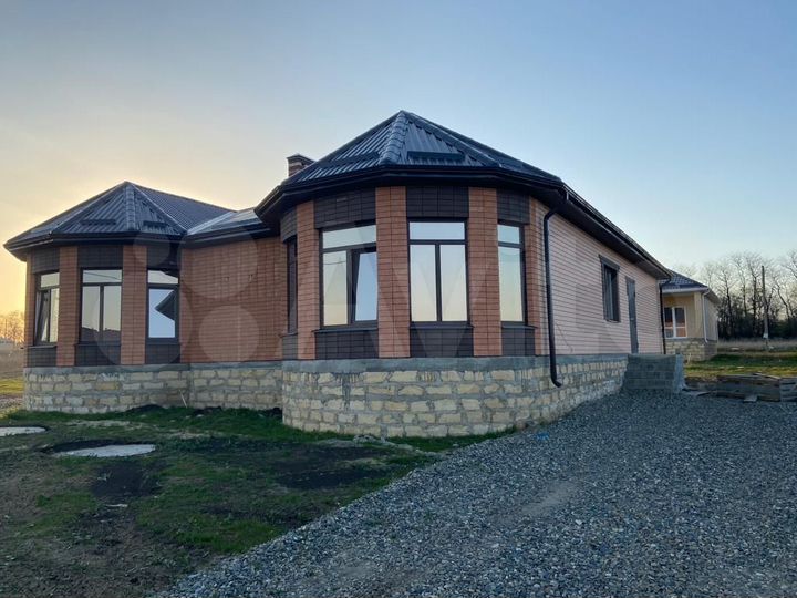 Коттедж 119 м² на участке 3 сот.