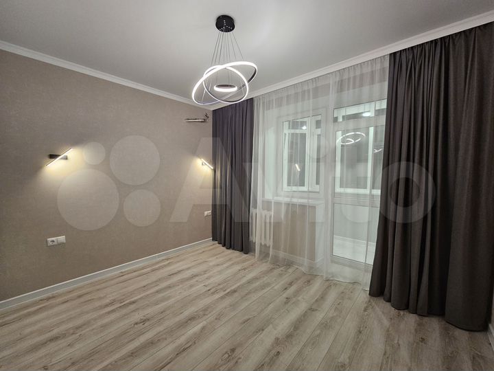 2-к. квартира, 74 м², 15/18 эт.