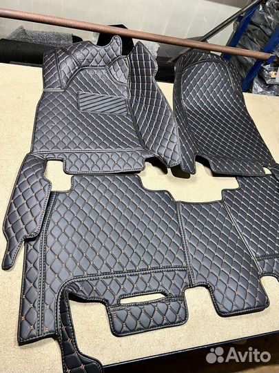 3d коврики на Land cruiser 200. В наличии