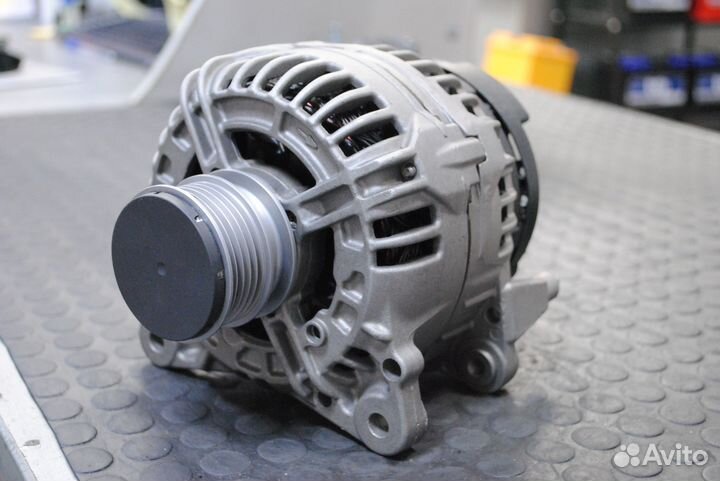 Генератор Audi A4, A6, VW Passat B5 1.9 TDi 140А