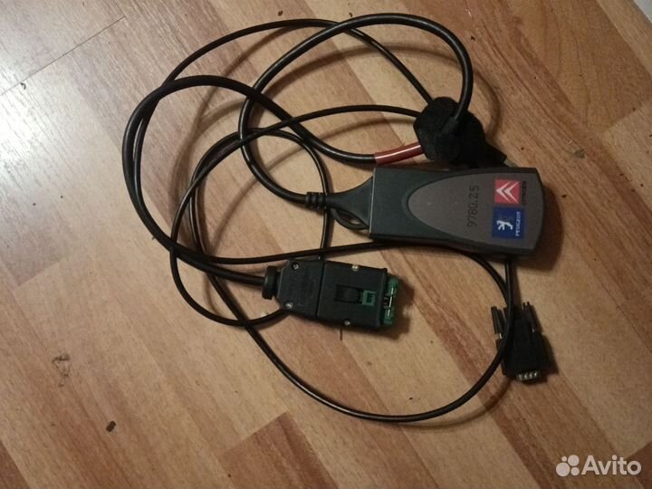 Диагностический сканер Пежо Ситроен Lexia 3