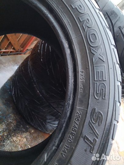 Toyo Proxes S/T 295/45 R20