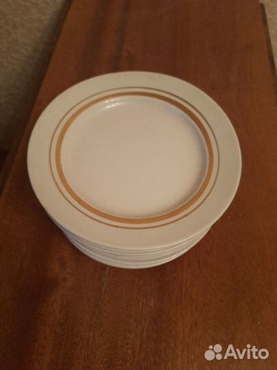 Тарелки десертные 12 штук