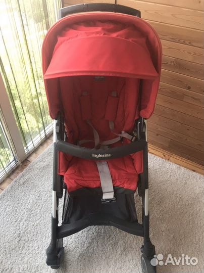 Прогулочная коляска