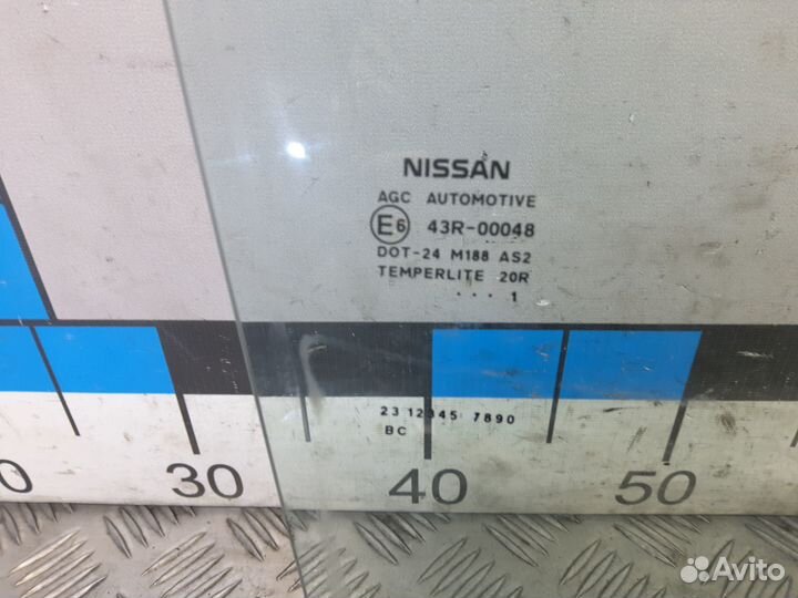 Б/У Стекло двери задней правой Nissan Juke F15