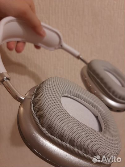 Беспроводные наушники