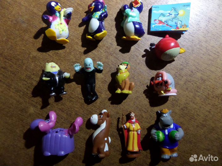 Киндер-сюрприз игрушки