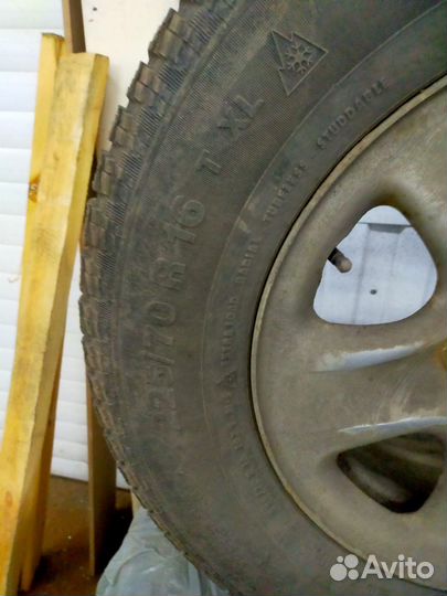 Сузуки гранд Витара 4 колеса на дисках б/у