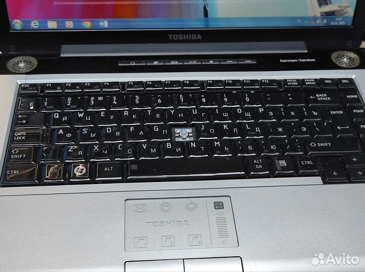 Ноутбук toshiba satellite