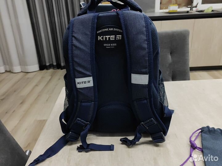 Школьный рюкзак и мешок