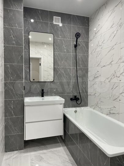 2-к. квартира, 66,8 м², 8/9 эт.