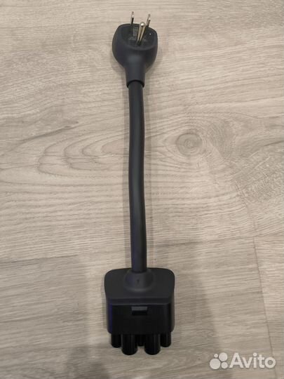 Адаптер Tesla Mobile Connector Gen 2 Nema 5-15