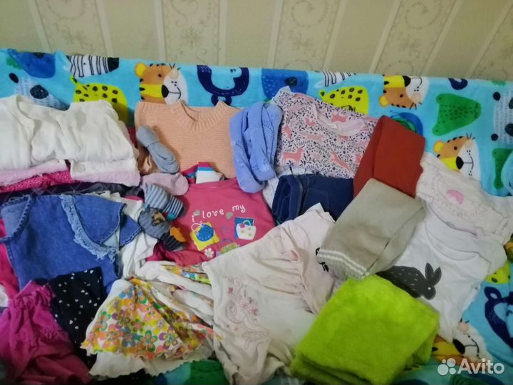 Вещи, обувь и игрушки пакетами