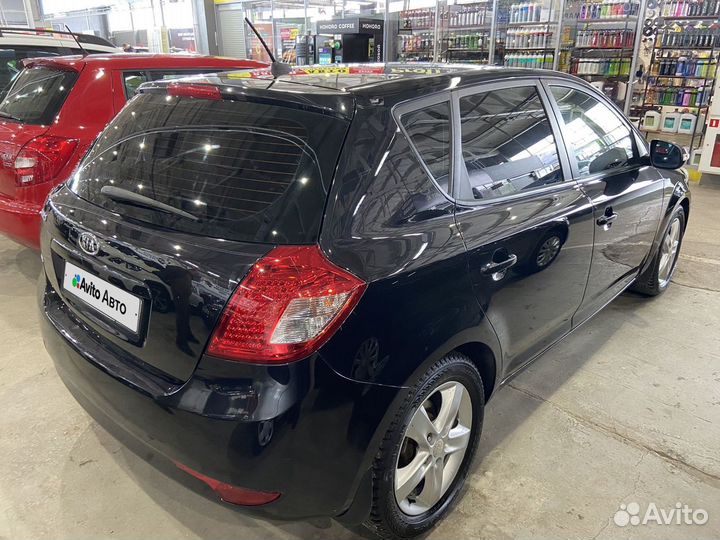 Kia Ceed 1.6 AT, 2011, 144 000 км