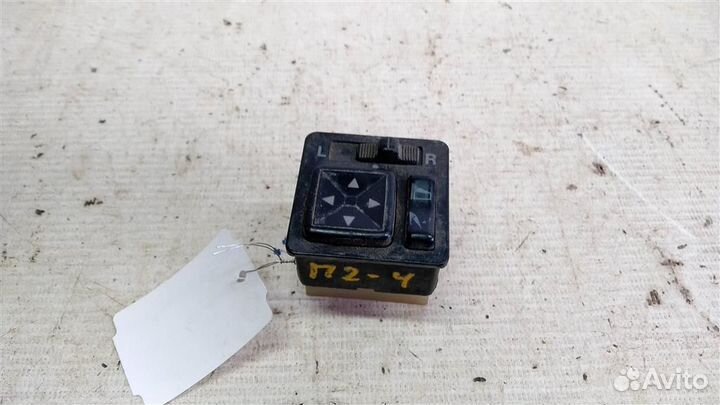 Джойстик регулировки зеркал Mitsubishi Pajero 2 9