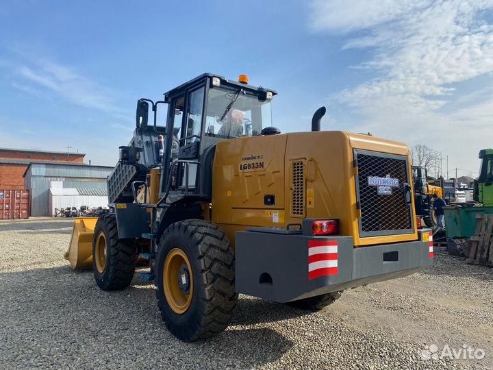 Фронтальный погрузчик Lonking LG833N, 2023