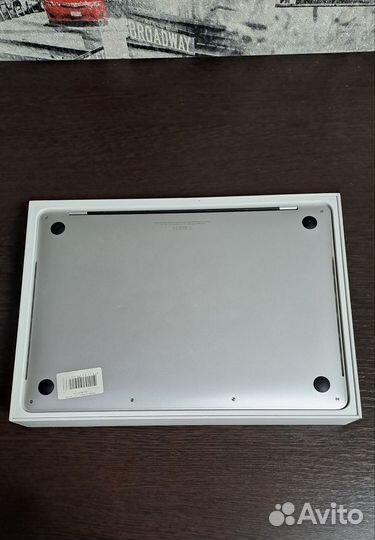 Macbook pro 13 touch bar