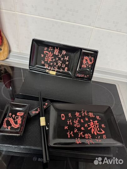 Набор посуды для суши и роллов