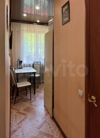 2-к. квартира, 42 м², 1/2 эт.