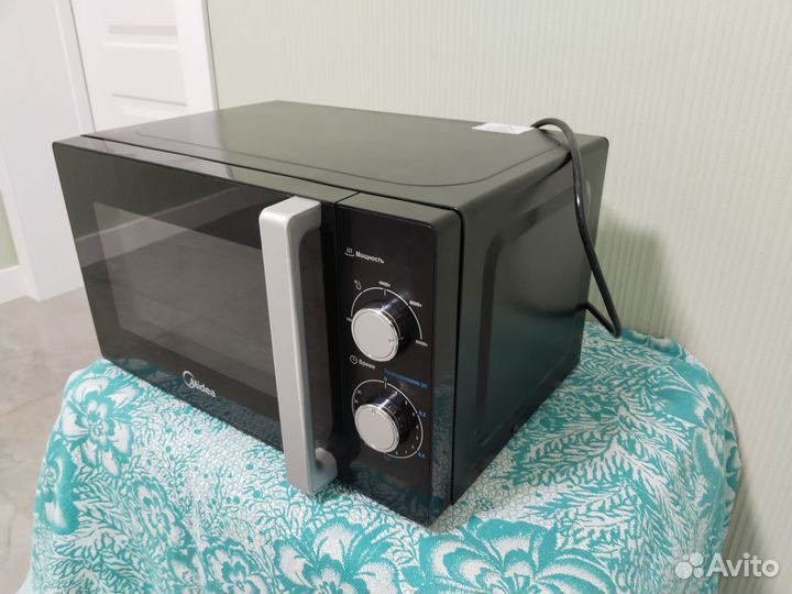 Микроволновая печь Midea