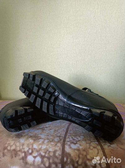 Лыжные ботинки коньковые Spine