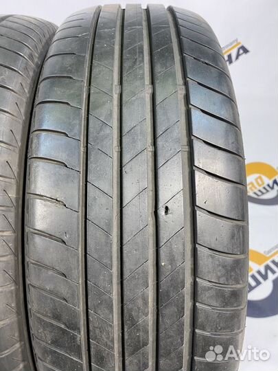 Bridgestone Turanza T005 215/60 R17