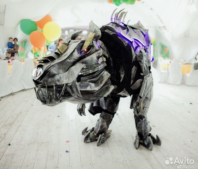 Робот динозавр гримлок