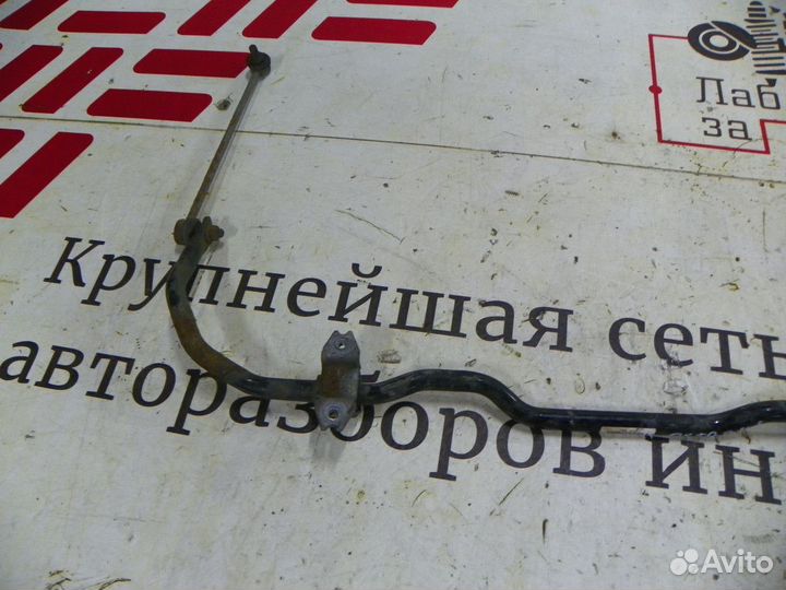 Стабилизатор передний Skoda Octavia