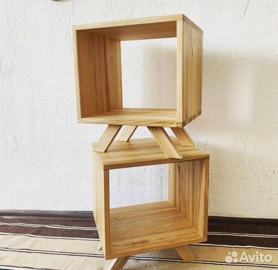 Тумбочка прикроватная