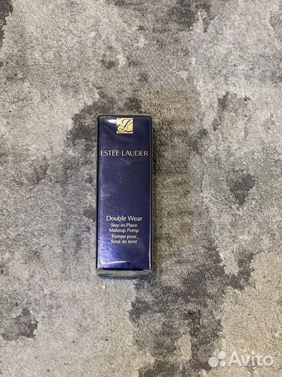 Дозатор Estee Lauder новый