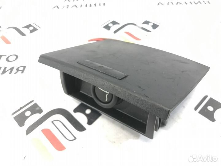 Прикуриватель задний Bmw X3 E83 M54B25 2005