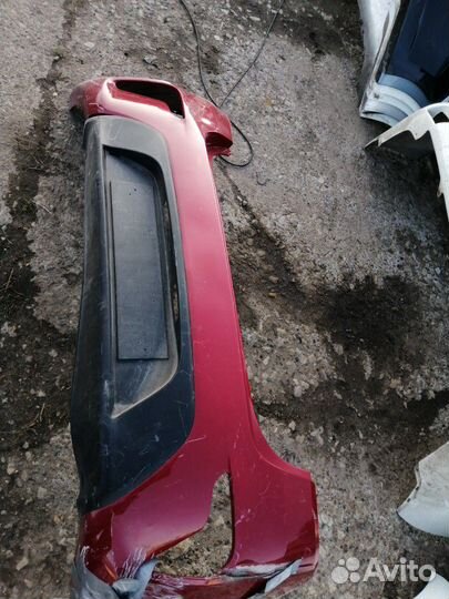 Задний бампер Kia Rio 4 цвет красный