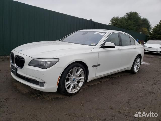 В разборе BMW 7 F01